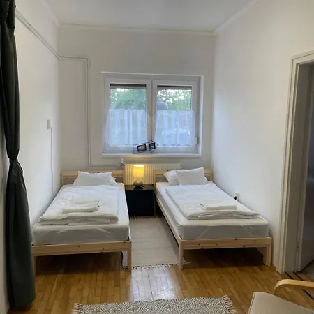 Kiskatona Vendeghaz Балатонкенезе