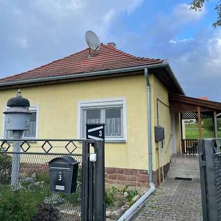 Kiskatona Vendeghaz Балатонкенезе