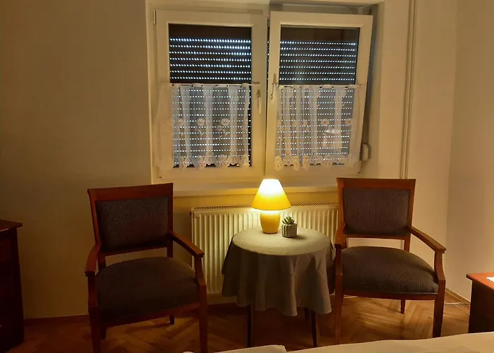 Kiskatona Vendeghaz * Balatonkenese